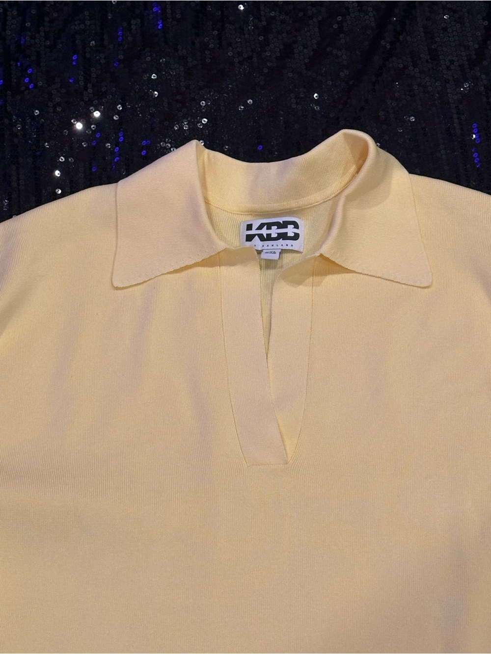 Women's Collared Knitted Pullover Top - Pale Yellow - Picture 9 of 10
